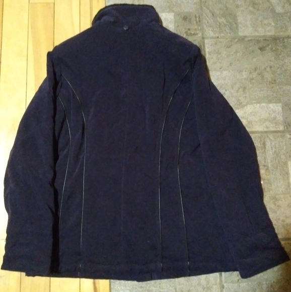 Ladies Winter Coat - Picture 2 of 3